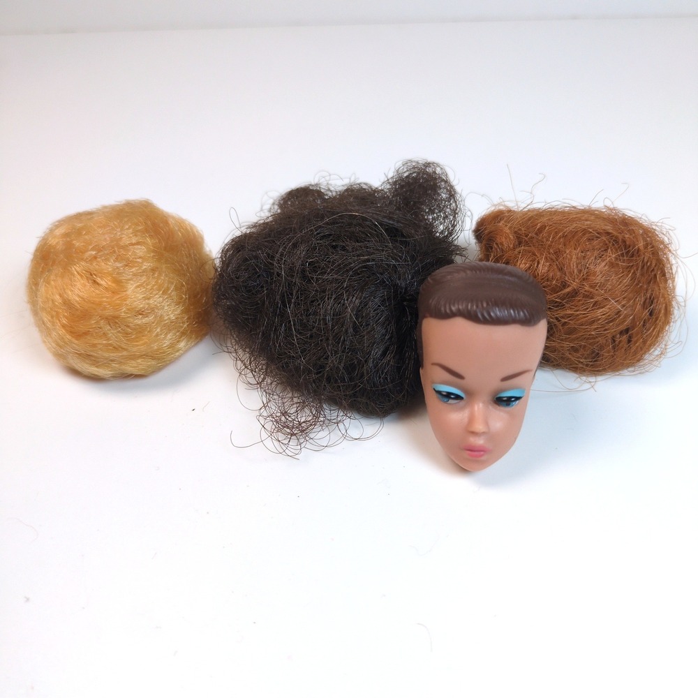Vtg 1963 Barbie Fashion Queen Head Brown Wig Wardrobe Blonde Brunette Titian